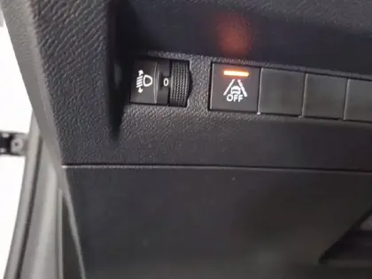 Photo 53 Peugeot 208  PureTech 100 S&S BVM6