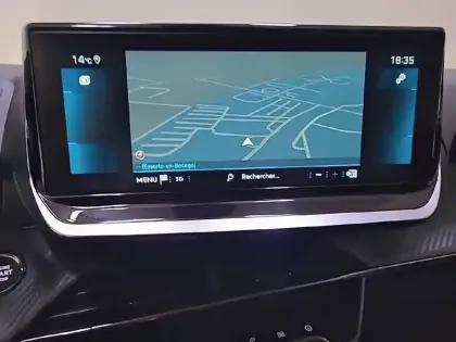 Photo 50 Peugeot 208  PureTech 100 S&S BVM6