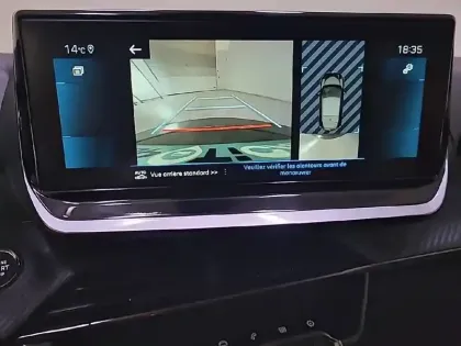 Photo 19 Peugeot 208  PureTech 100 S&S BVM6