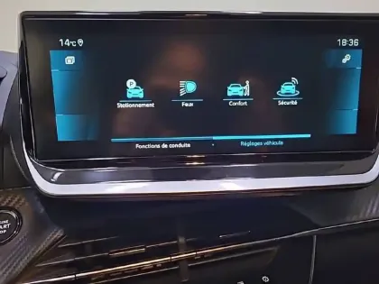 Photo 25 Peugeot 208  PureTech 100 S&S BVM6