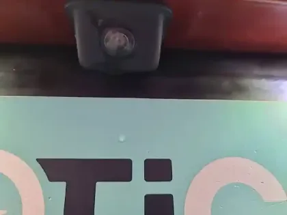 Photo 31 Peugeot 208  BlueHDi 100 S&S BVM6