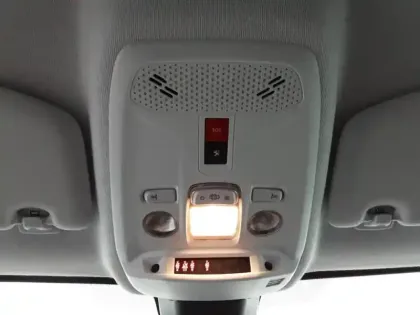 Photo 24 Peugeot 208  Electrique 50 kWh 136ch