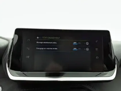 Photo 30 Peugeot 208  Electrique 50 kWh 136ch