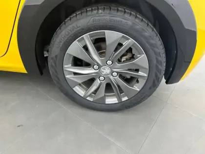 Photo 12 Peugeot 208 Gén. II Ph1 NG Style 5