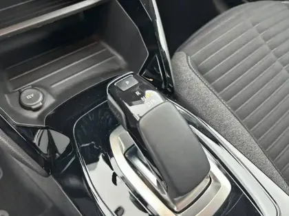 Photo 13 Peugeot 208 Gén. II Ph1 NG Style 5