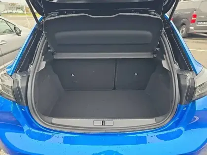 Photo 5 Peugeot 208  Hybrid 145 e-DCS6