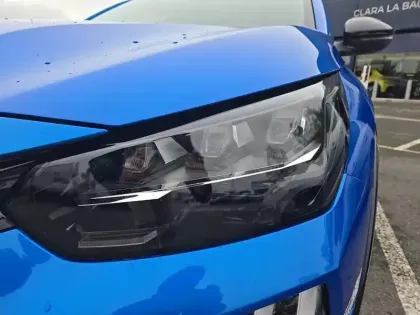 Photo 15 Peugeot 208  Hybrid 145 e-DCS6