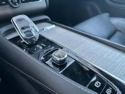 Photo 17 Volvo Xc90  Recharge T8 AWD 303+87 ch Geartronic 8 7pl