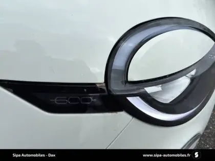 Photo 101 Fiat 600  1.2 HYBRID 100 CH DCT6