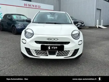 Photo 33 Fiat 600  1.2 HYBRID 100 CH DCT6