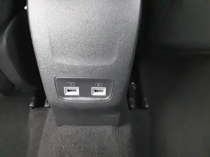 Photo 17 Peugeot 208  PureTech 100 S&S EAT8