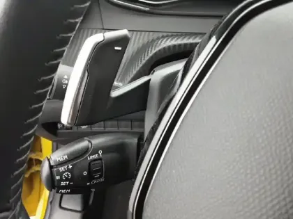 Photo 19 Peugeot 208  PureTech 100 S&S EAT8