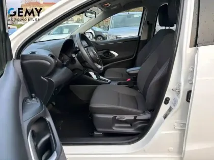 Photo 27 Toyota Yaris  Hybride 116h