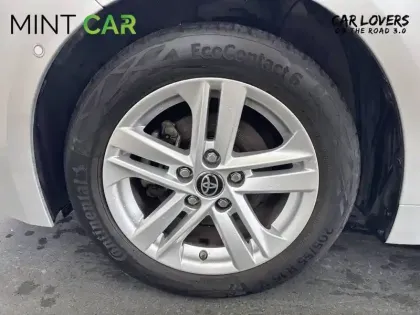 Photo 8 Toyota Corolla  Touring Sports Pro Hybride 122h