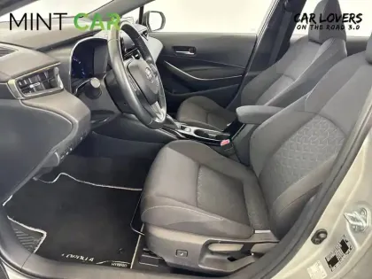 Photo 17 Toyota Corolla  Touring Sports Pro Hybride 122h