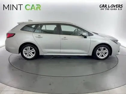 Photo 5 Toyota Corolla  Touring Sports Pro Hybride 122h