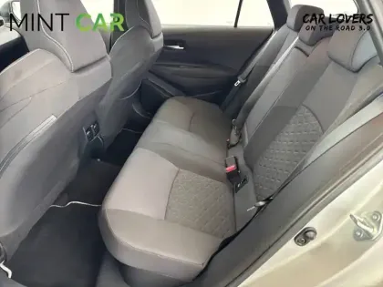 Photo 18 Toyota Corolla  Touring Sports Pro Hybride 122h