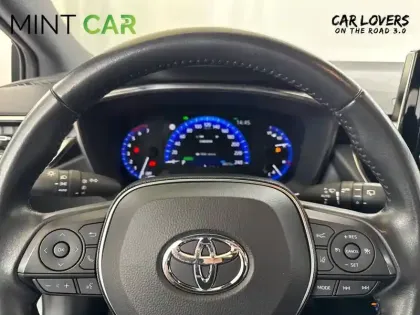 Photo 12 Toyota Corolla  Touring Sports Pro Hybride 122h