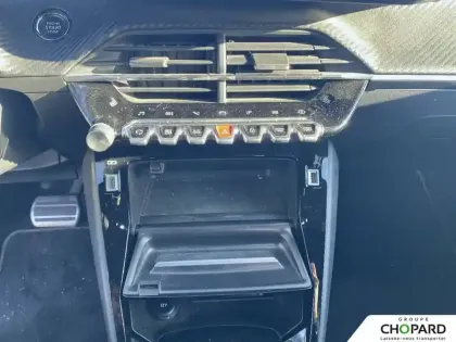 Photo 13 Peugeot 208  Electrique 50 kWh 136ch