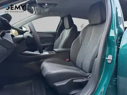 Photo 30 Peugeot 308  Hybrid 145 e-DCS6