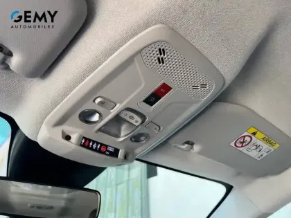 Photo 55 Citroën C4 e- 136 ch Automatique