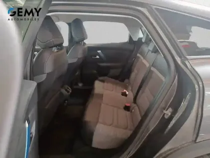 Photo 9 Citroën C4 e- 136 ch Automatique