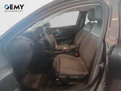 Photo 8 Citroën C4 e- 136 ch Automatique