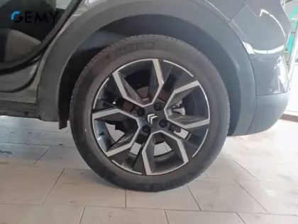 Photo 10 Citroën C4 e- 136 ch Automatique