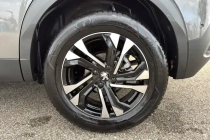 Photo 20 Peugeot 2008  PureTech 155 S&S EAT8