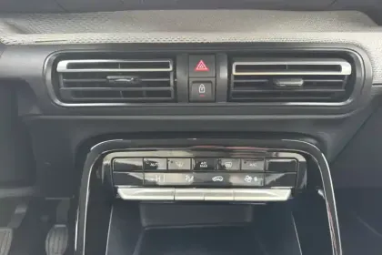 Photo 17 Citroën C3  Turbo 100 ch BVM6