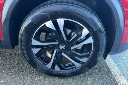 Photo 42 Peugeot 2008  PureTech 130 S&S BVM6