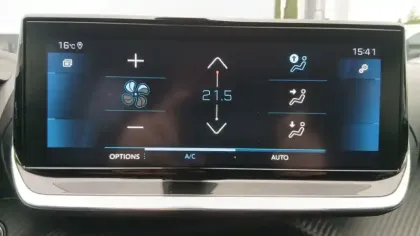 Photo 28 Peugeot 2008  PureTech 130 S&S BVM6