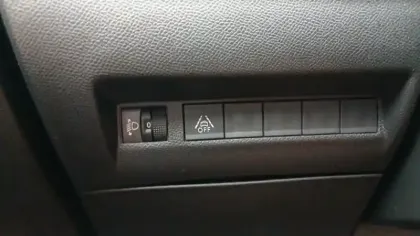 Photo 23 Peugeot 2008  PureTech 130 S&S BVM6