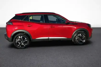 Photo 37 Peugeot 2008  PureTech 130 S&S BVM6