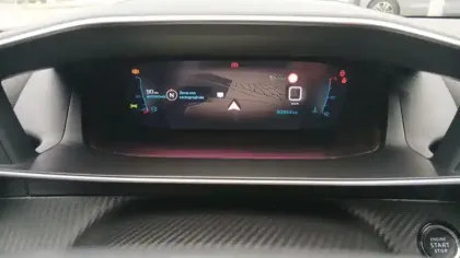 Photo 17 Peugeot 2008  PureTech 130 S&S BVM6