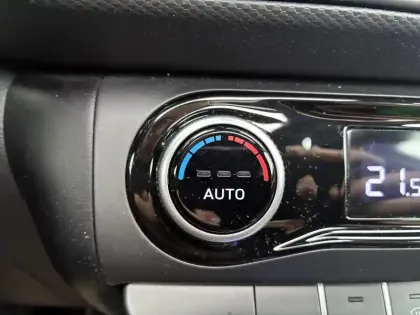 Photo 31 Hyundai Kona  Hybrid 141