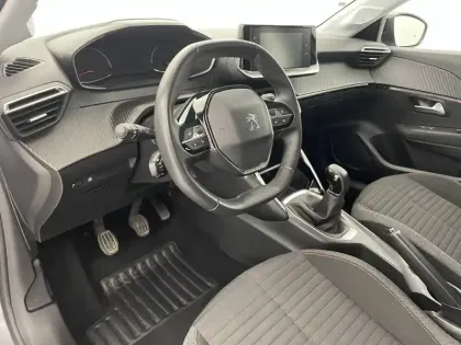 Photo 30 Peugeot 208  PureTech 75 S&S BVM5