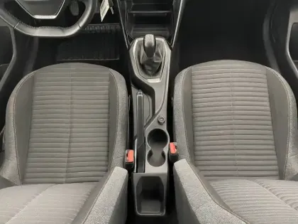 Photo 26 Peugeot 208  PureTech 75 S&S BVM5