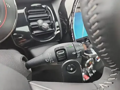 Photo 20 Mini Mini Hatch 3 Portes John Cooper Works 231 ch BVA8