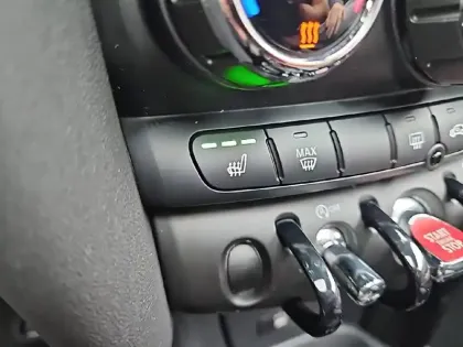 Photo 25 Mini Mini Hatch 3 Portes John Cooper Works 231 ch BVA8