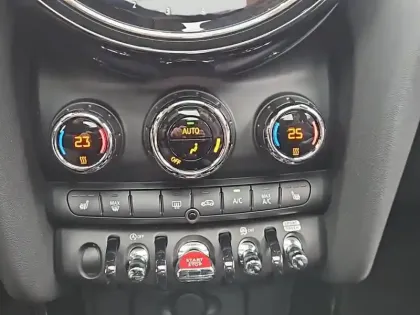 Photo 24 Mini Mini Hatch 3 Portes John Cooper Works 231 ch BVA8