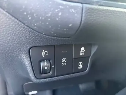 Photo 51 Kia Stonic  1.0 T-GDi 115 ch MHEV DCT7