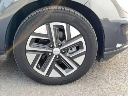 Photo 29 Hyundai Kona  Electrique 39 kWh - 136 ch