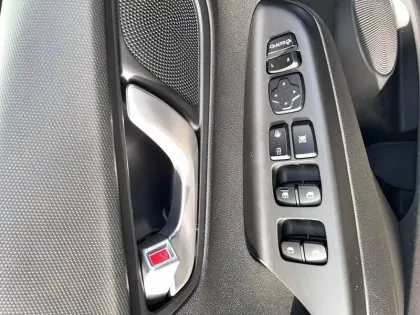 Photo 9 Hyundai Kona  Electrique 39 kWh - 136 ch