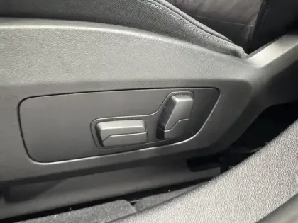 Photo 17 BMW Serie 1 120 170 ch DKG7