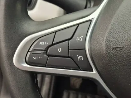 Photo 32 Renault Clio  SOCIETE BLUE DCI 100