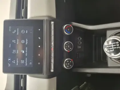 Photo 35 Renault Clio  SOCIETE BLUE DCI 100