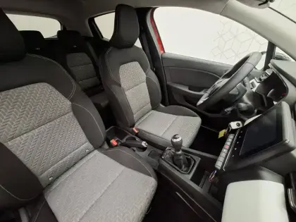 Photo 25 Renault Clio  SOCIETE BLUE DCI 100