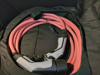 Photo 31 Peugeot 208  Electrique 50 kWh 136ch