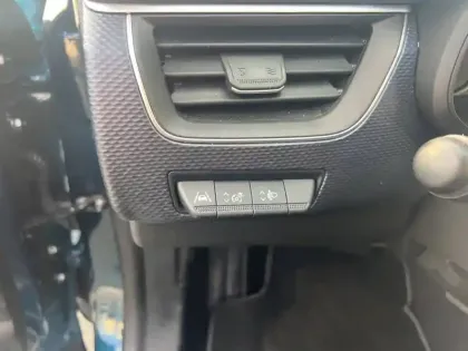 Photo 32 Renault Arkana  TCe 140 EDC FAP